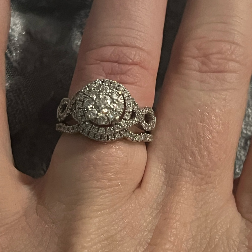 White Gold Wedding Set